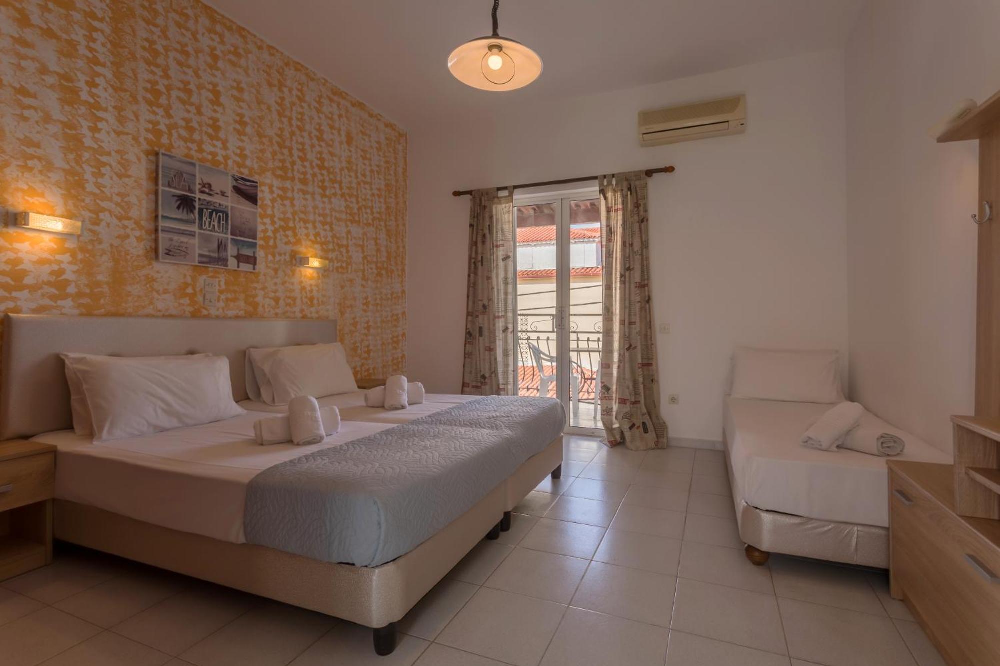 Holidays Studios & Apartments Лаганас Экстерьер фото