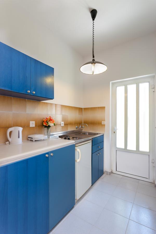 Holidays Studios & Apartments Лаганас Экстерьер фото