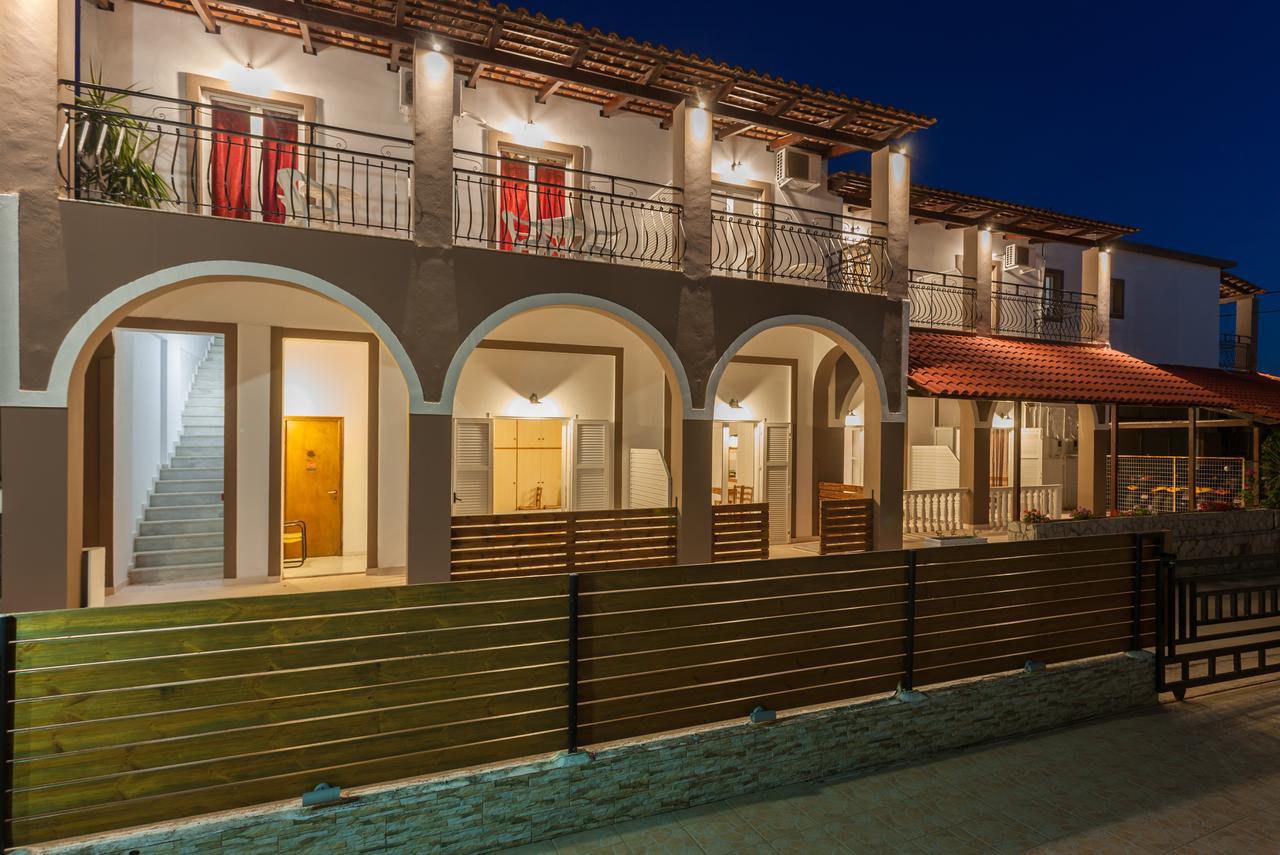 Holidays Studios & Apartments Лаганас Экстерьер фото
